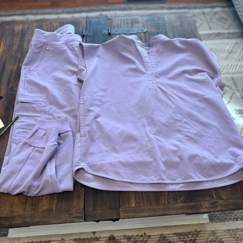 Lavender Scrub Set